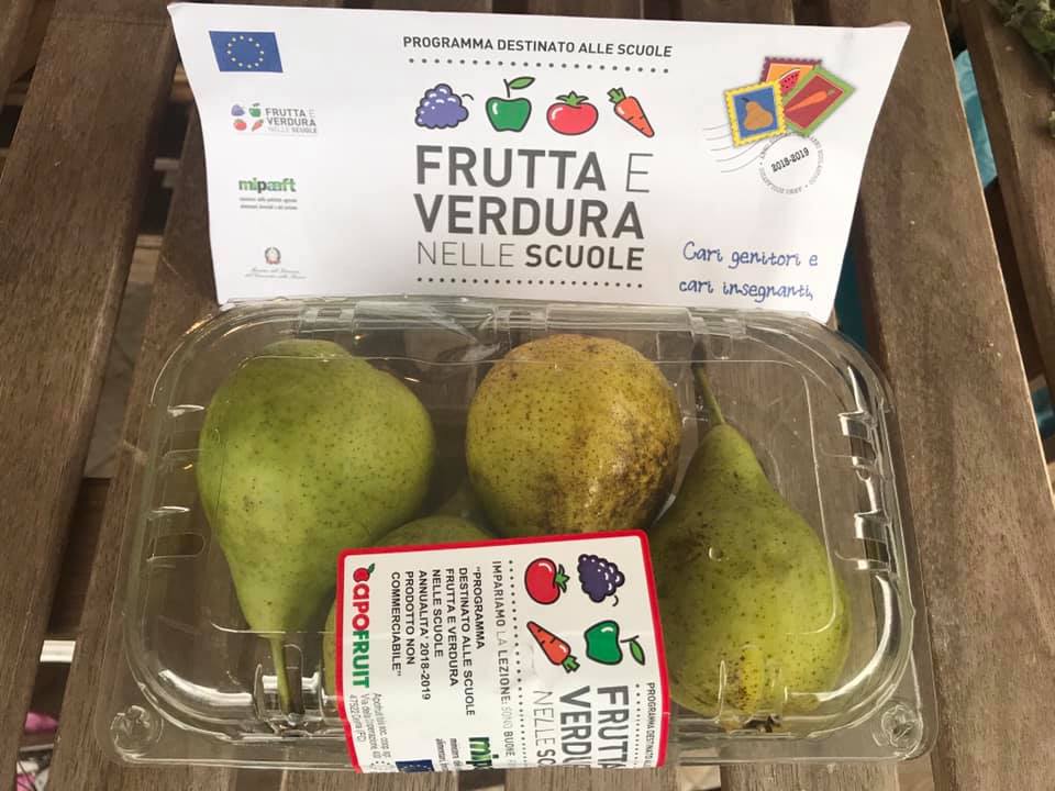 frutta nelle scuole pere confezione