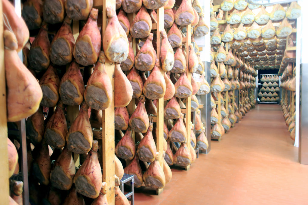 prosciutto di Parma langhirano stagionatura 