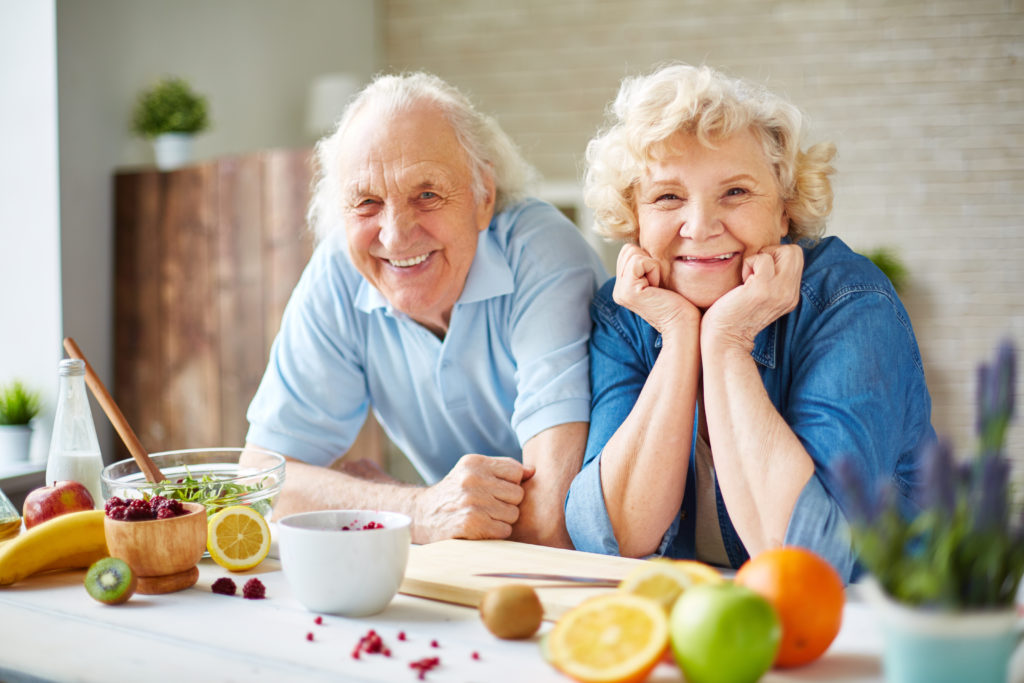 Seniors in the kitchen covid