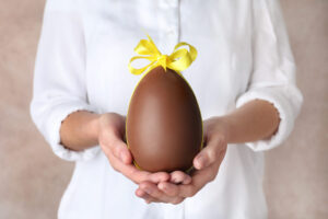 uovo di pasqua cioccolato cacao