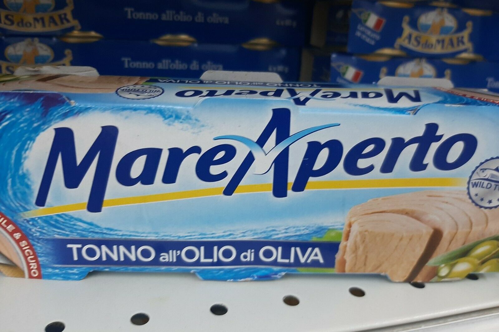 Tonno Mare Aperto sullo scaffale di un supermercato