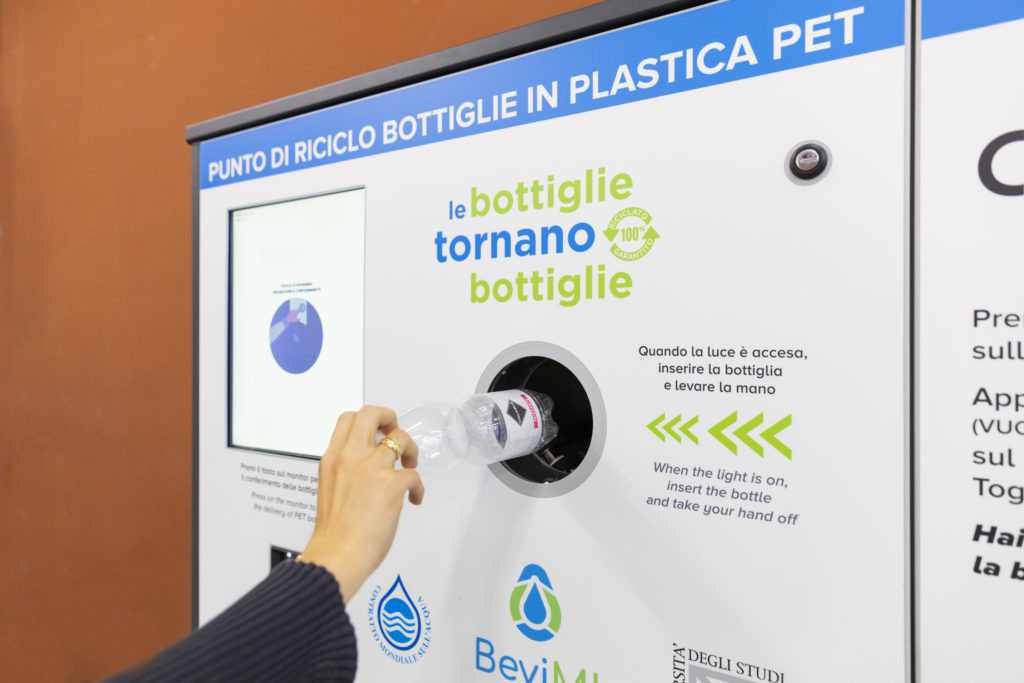 Pet, eco compattatore Coripet
