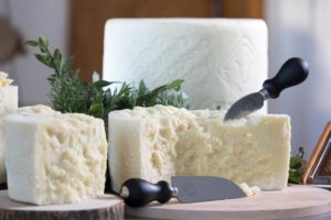 Pecorino Romano, forma più pezzi