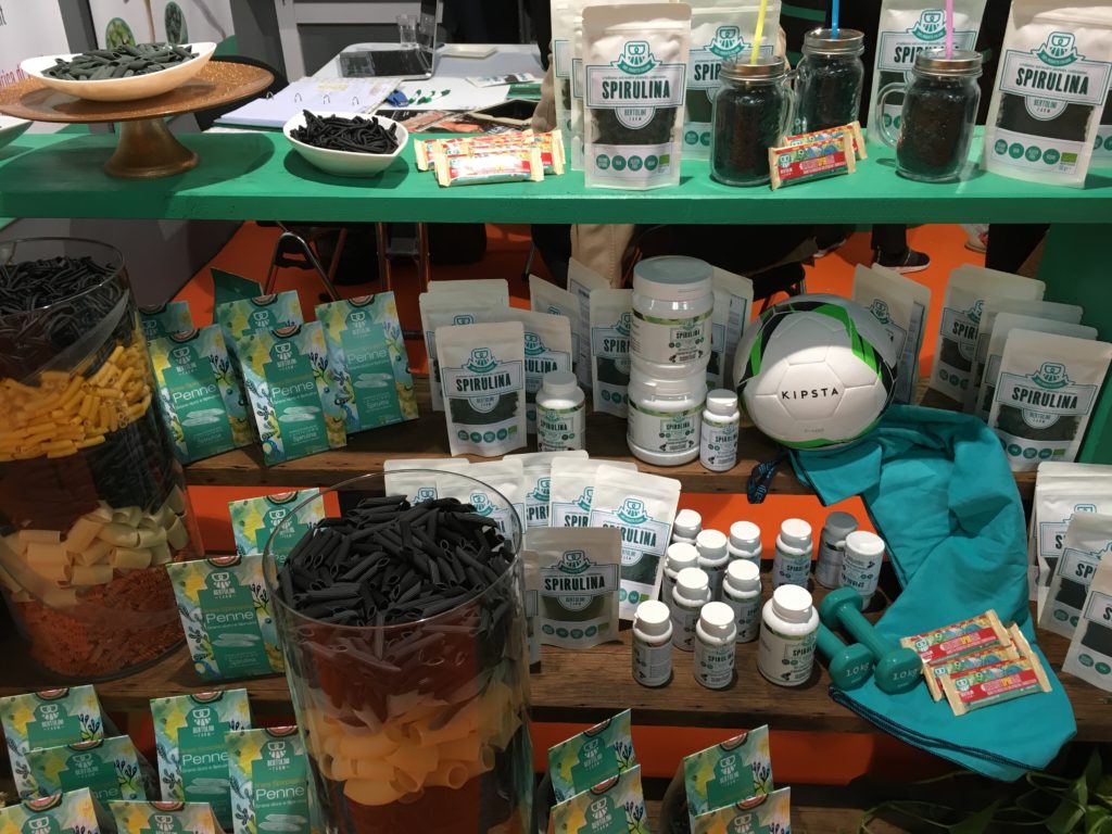 Stand espositore di prodotti a base di spirulina - Sana 2018