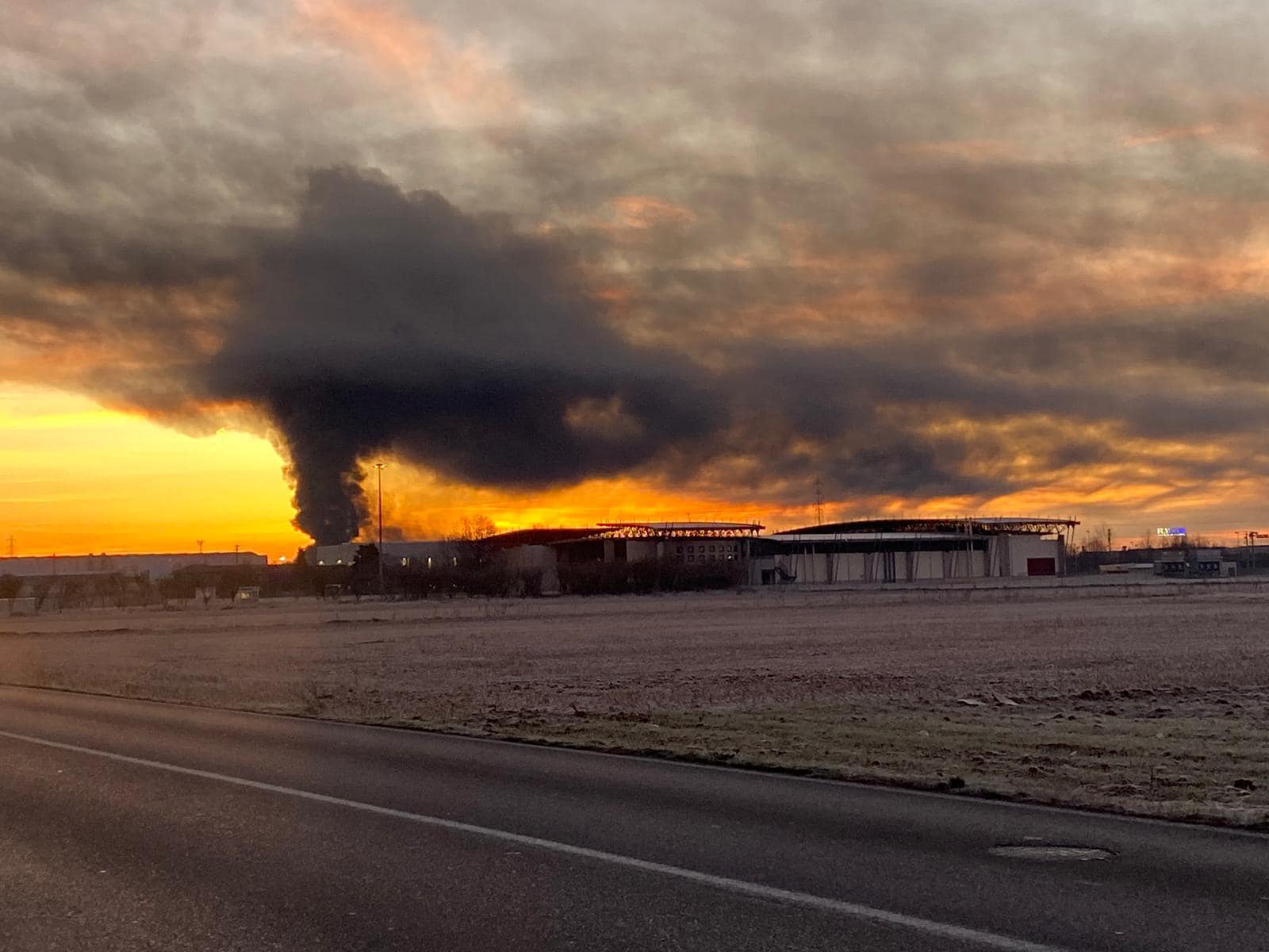 facebook comune di cavenago planet farm incendio vertical farm 2