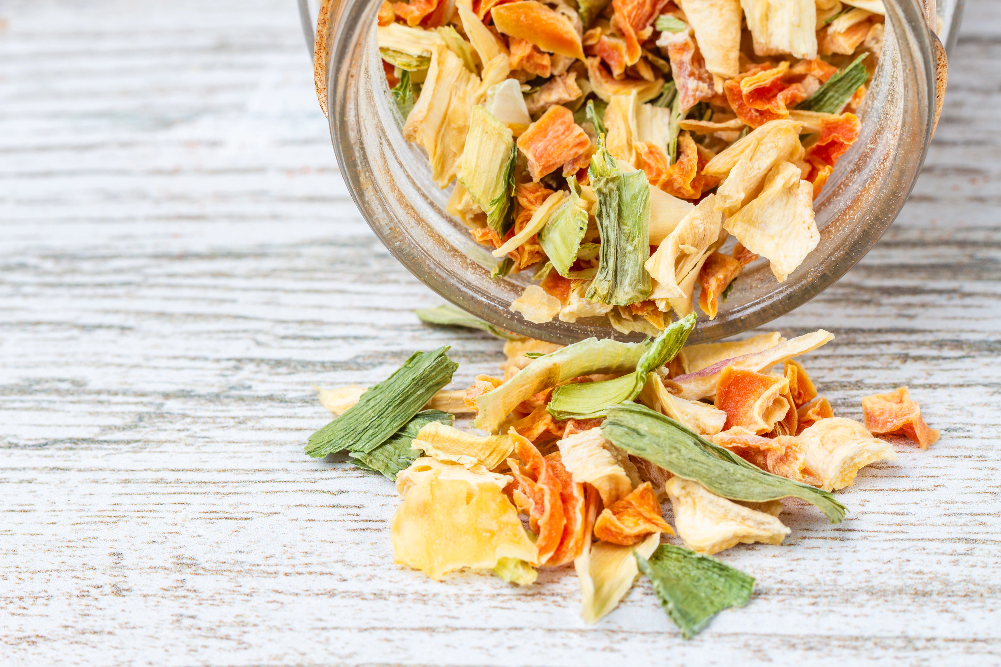 chips di verdura verdure essiccate Depositphotos_272487456_L